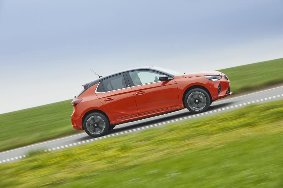  Vauxhall Corsa-e (F) 2019 года  (фото 18 из 38)